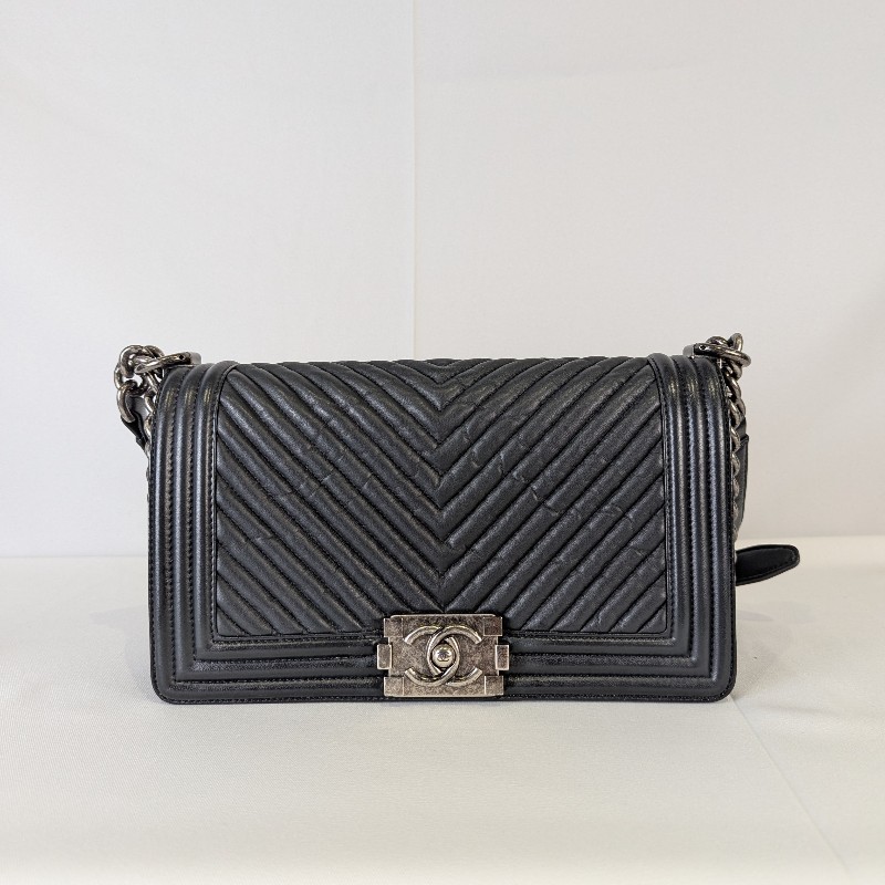 莉亞精品♡Chanel boy25炭灰銀釦-4