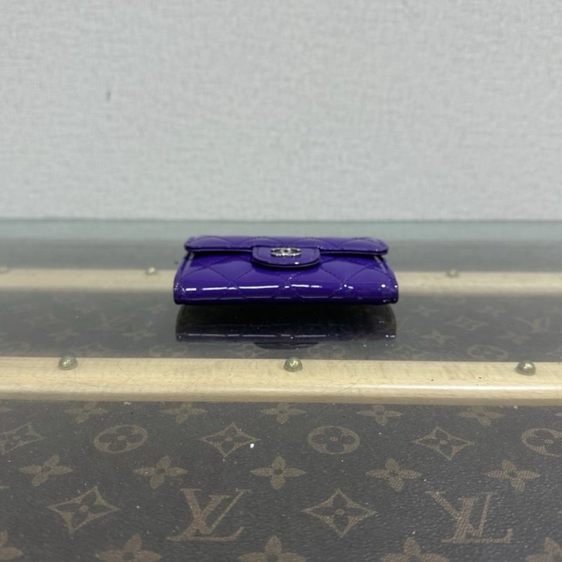 CHANEL 紫色漆皮銀扣翻蓋卡包 11*7.5*2.5 99新配件塵袋-3