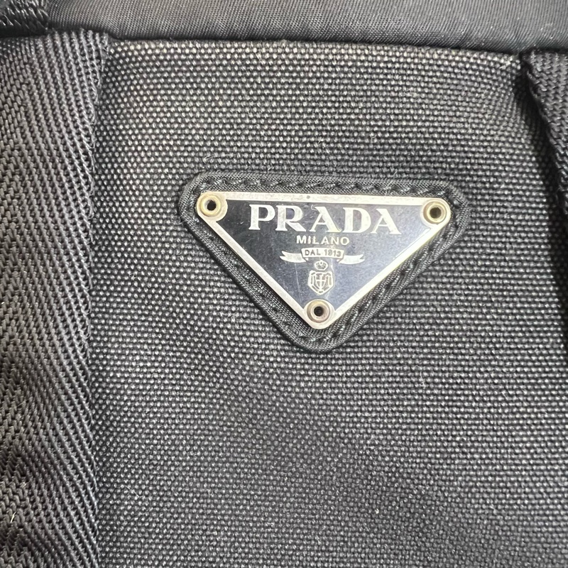 PRADA 帆布後背包-8