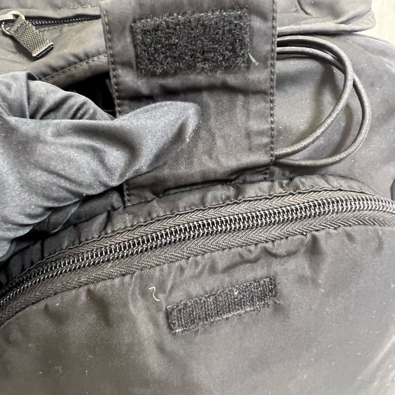 PRADA 帆布後背包-18