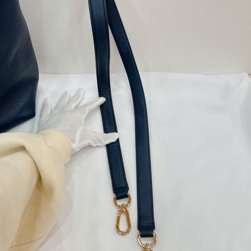 莉亞精品♡ TB牛皮托特包 海軍藍#近新美包-17