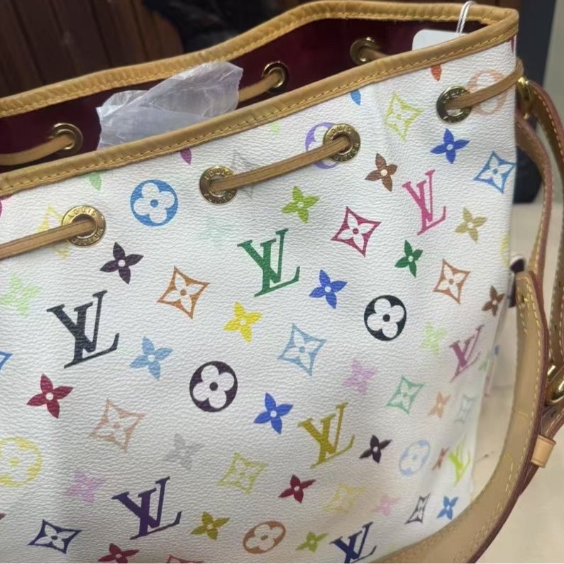 LV 白三彩水桶 很新-2