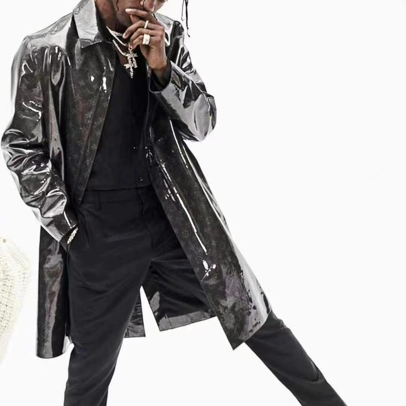 LV 果凍膠 PVC 老花牛皮皮衣 Travis同款 原價近五十萬 尺寸54 全新閒置 肩寬48 胸圍122 衣長107-1