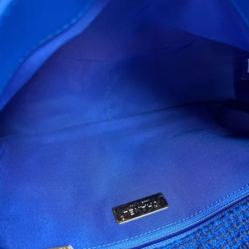 Chanel 19bag寶藍色 菱格鏈條包 31開 尺寸30×21×8.5cm,配件防塵袋,原盒子 98成新 誠可議-2
