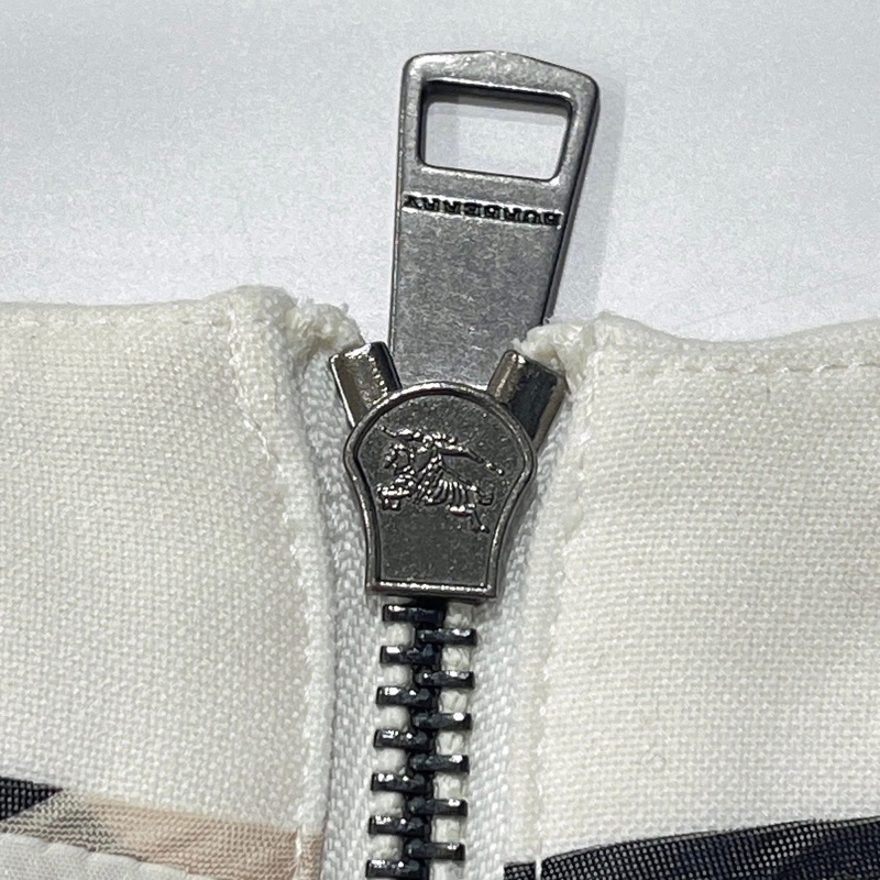 BURBERRY  倫敦 小牛皮編織肩扣V領洋裝-4