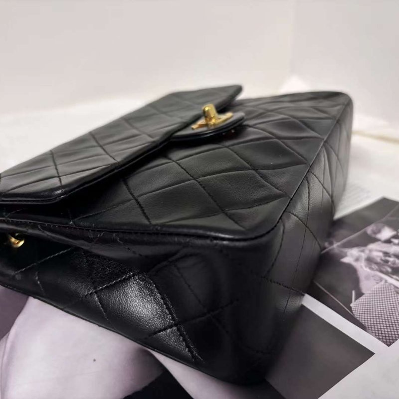 Chanel 羊皮方胖子20cm 卡標塵袋齊全 經典款值得擁有-7