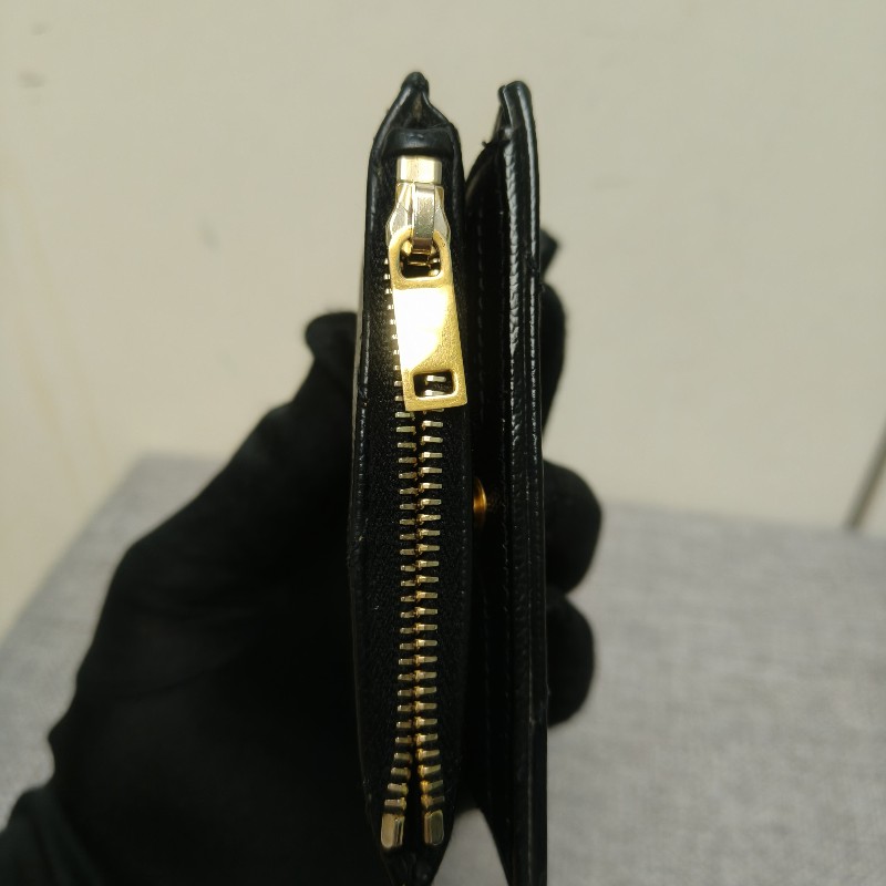 🔥10/3-10/31週年慶🔥【超狂優惠】✨YSL✨SAINT LAURENT （附盒/防塵袋）聖羅蘭 黑金 魚子醬 短夾 皮夾 錢包/二手精品/二手皮夾/保證正品🌳二手樹屋🌳-5