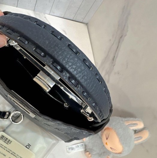 小巴黎二手名牌 真品fendi mini peekaboo 午夜藍 藏藍 膜在 未使用 附件齊全 專櫃16.8萬-11