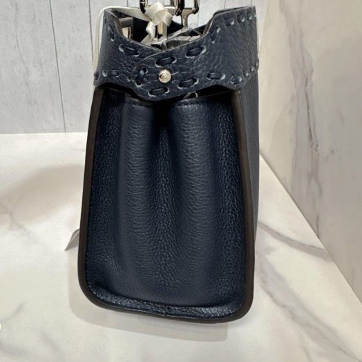 小巴黎二手名牌 真品fendi mini peekaboo 午夜藍 藏藍 膜在 未使用 附件齊全 專櫃16.8萬-21