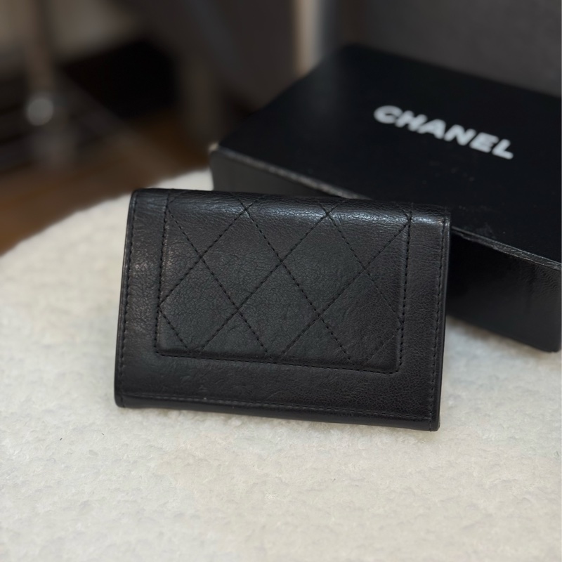 (保留中)CHANEL金屬鐵牌黑色卡夾零錢包-1