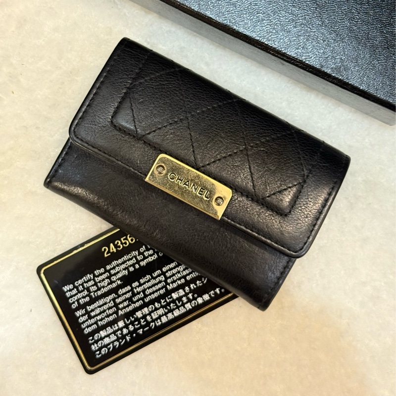 (保留中)CHANEL金屬鐵牌黑色卡夾零錢包-4