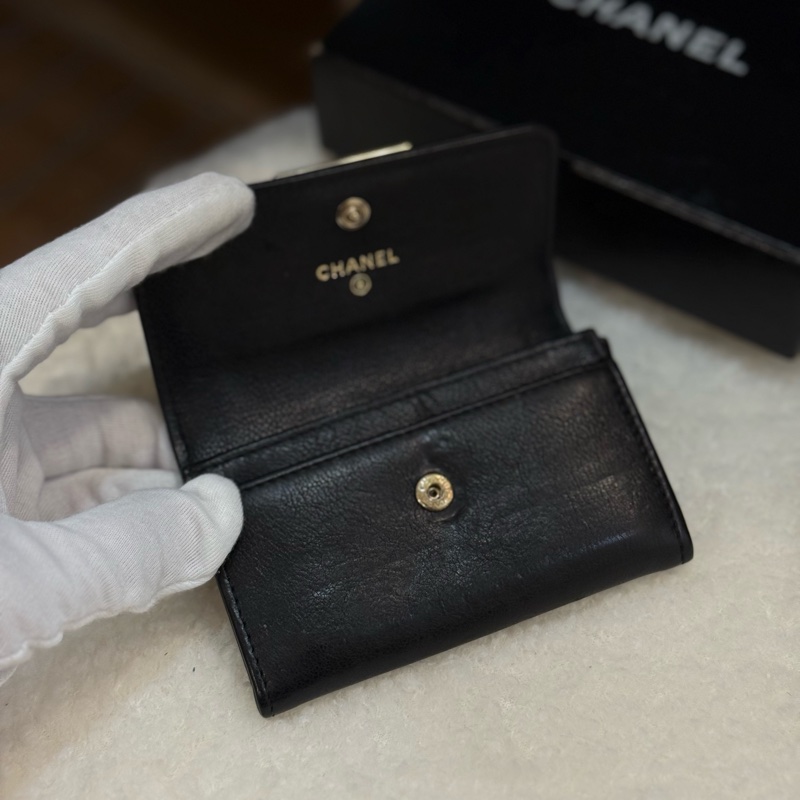 (保留中)CHANEL金屬鐵牌黑色卡夾零錢包-11