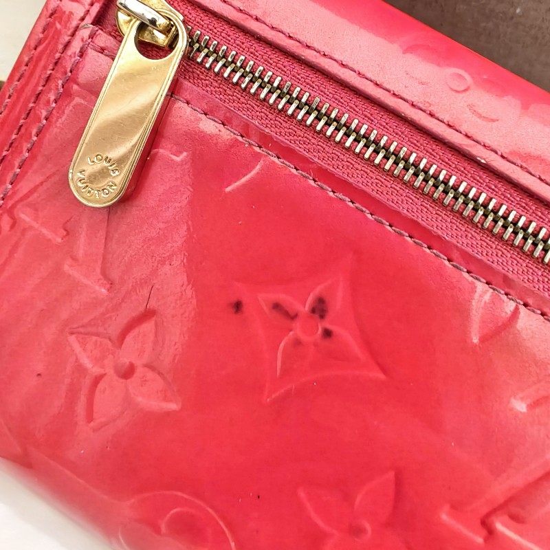 Louis Vuitton 漆皮壓花短夾-3