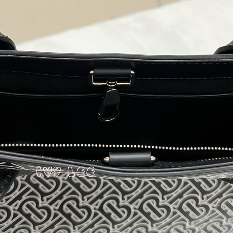 BURBERRY 經典黑色牛皮 滿版LOGO 托特包 男士 斜背包 手提包 正品 二手精品-6