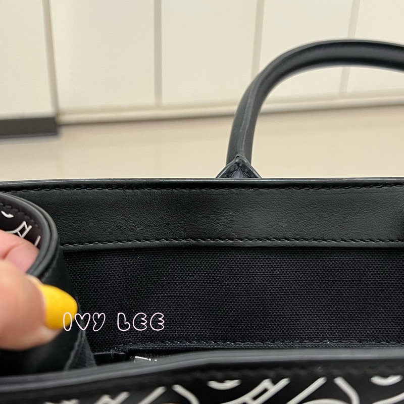 BURBERRY 經典黑色牛皮 滿版LOGO 托特包 男士 斜背包 手提包 正品 二手精品-12