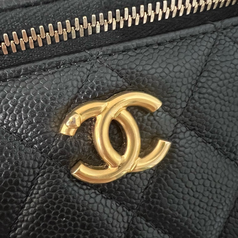 Chanel 23p 愛心調節扣化妝包❤️盒子包-7