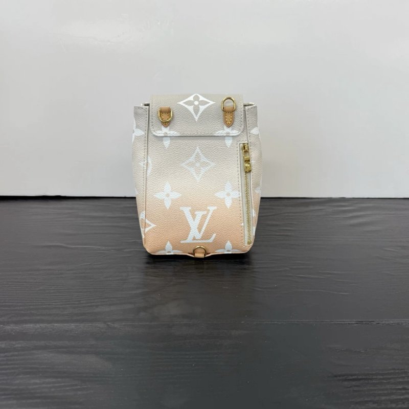 LV Tiny漸變迷你後背小書包 12.5*17*7.5 99新配件塵袋-5