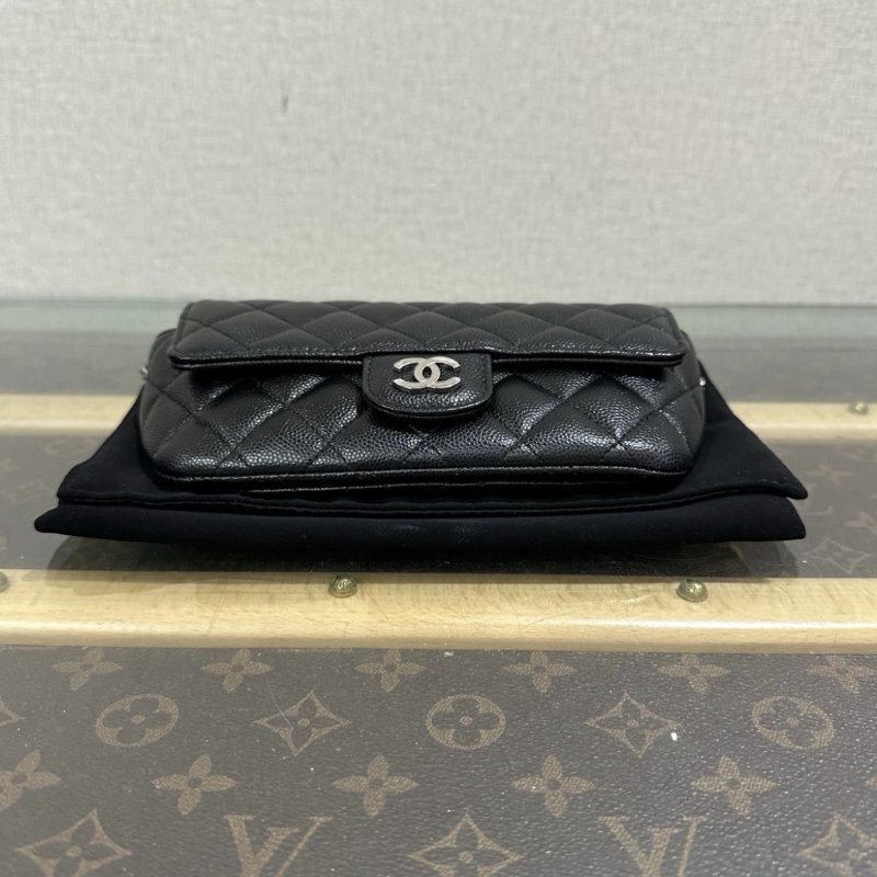 CHANEL 21K黑銀肩背斜背眼鏡包18.5*9*4.5 99新 配件盒子塵袋保卡-4