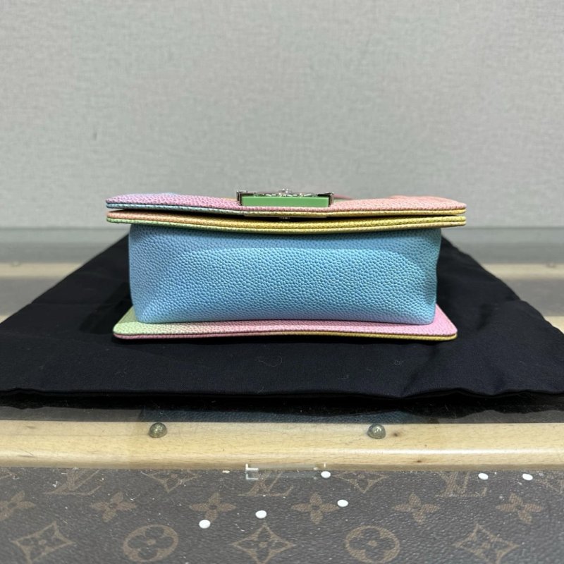 CHANEL 彩虹漸變leboy小號鏈條包 20.5* 12*8.5 99新配件盒子塵袋保卡-3