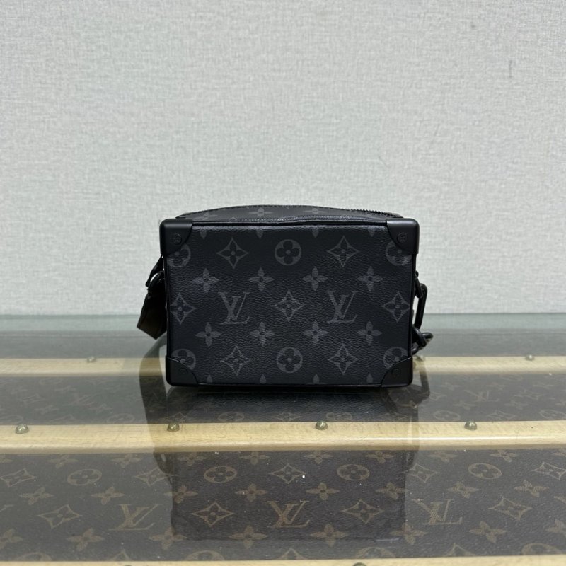 LV 黑武士soft trunk肩背斜背包 18.5*13*8 99新配件塵袋-5
