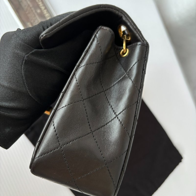 Chanel 黑金羊皮方胖子 尺寸17✖️14 3開卡標齊全有塵袋 整體不錯 四角無磨損 內裡乾淨-4