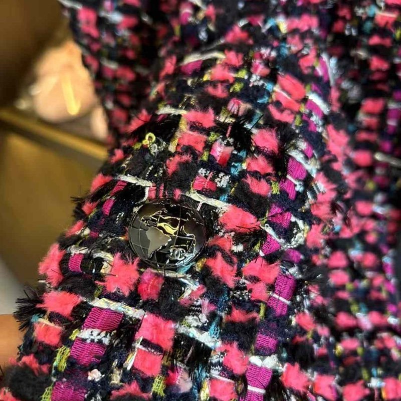 Chanel 秀款大衣 34號 適合胸圍100以内 非常新 原價近40萬-5