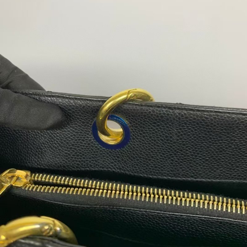 CHANEL 肩背包 無卡 成色很新-4