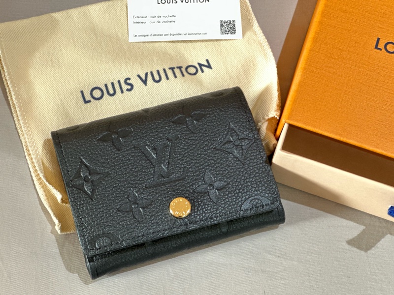 Louis Vuitton 皮革卡片套-1