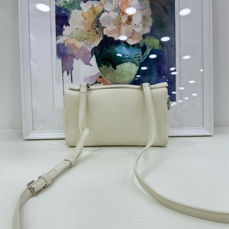 Loro Piana L19奶昔白銀扣手提包-2