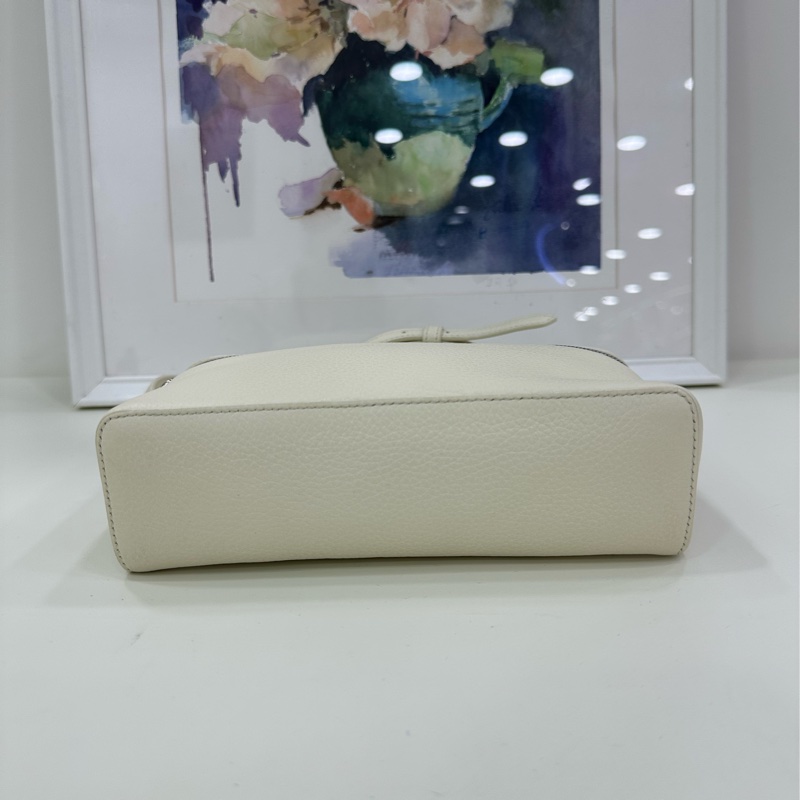 Loro Piana L19奶昔白銀扣手提包-5