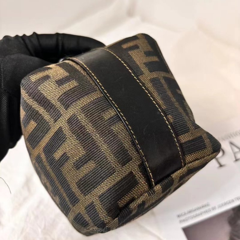 FENDI 金扣小飯盒 很新-5