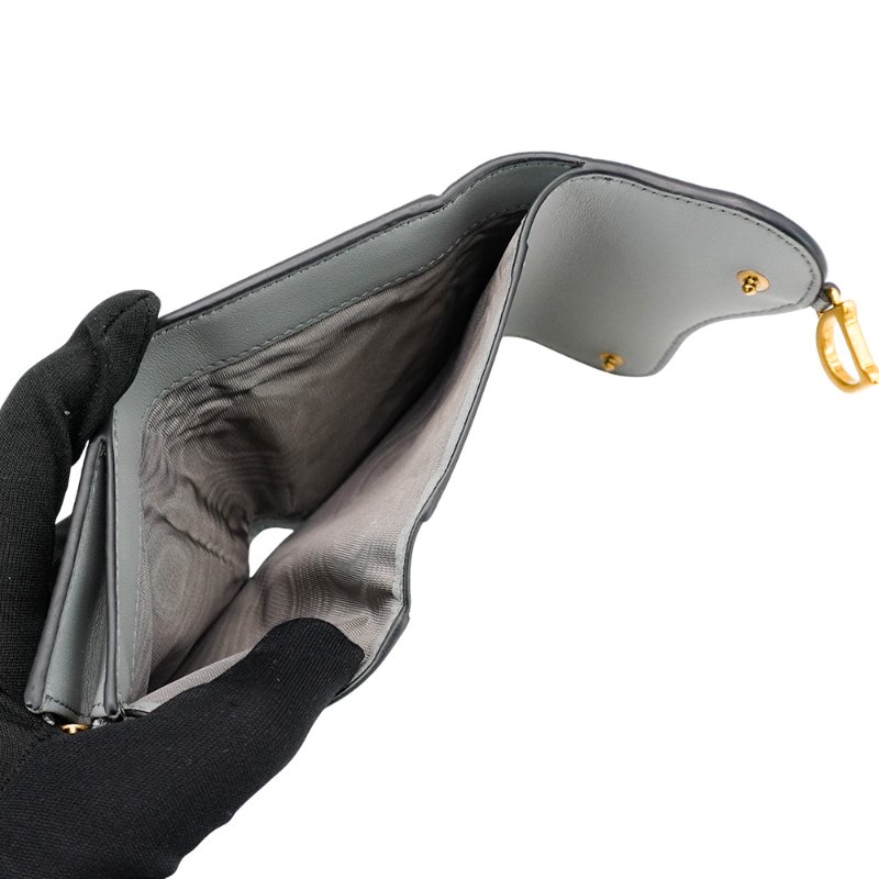 Dior 展示品 Saddle 粒紋牛皮釦式三折短夾(灰藍)-5