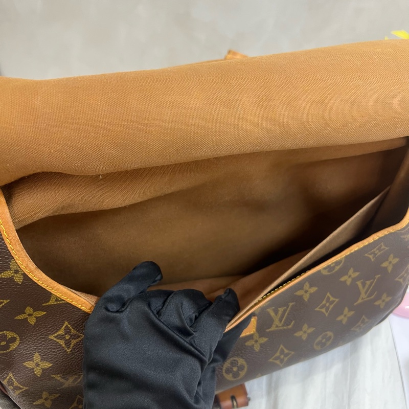 「出清特惠」 Louis Vuitton 經典馬鞍包-22