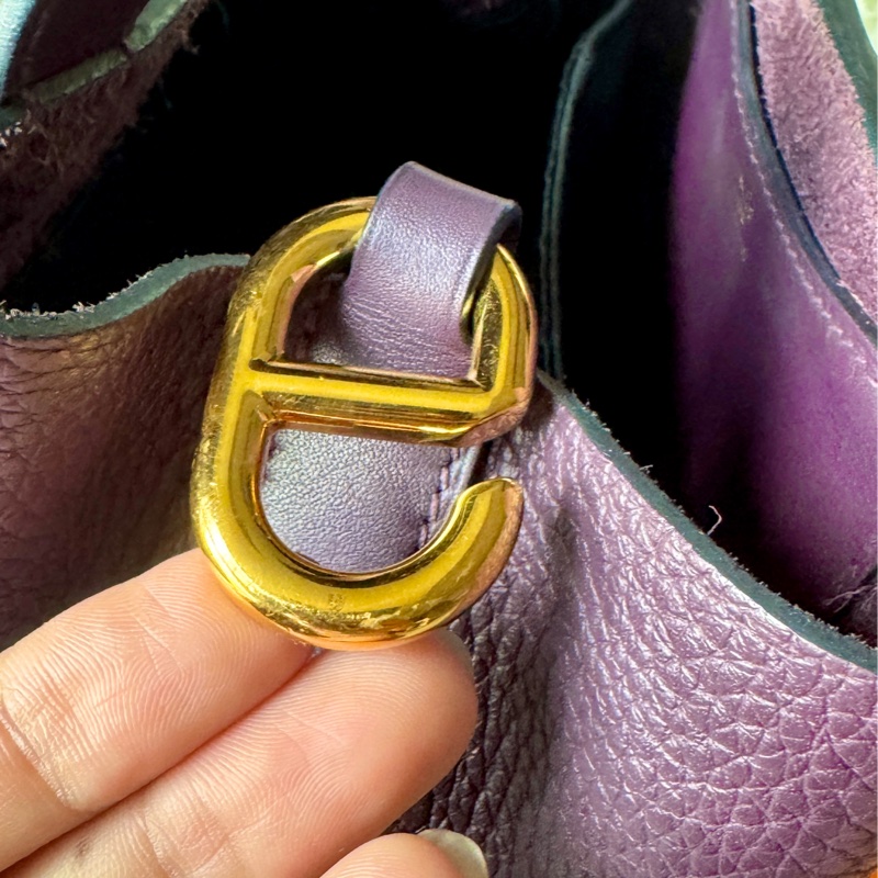 愛馬仕豬鼻子菜籃in the loop 18金釦黑加侖紫-11