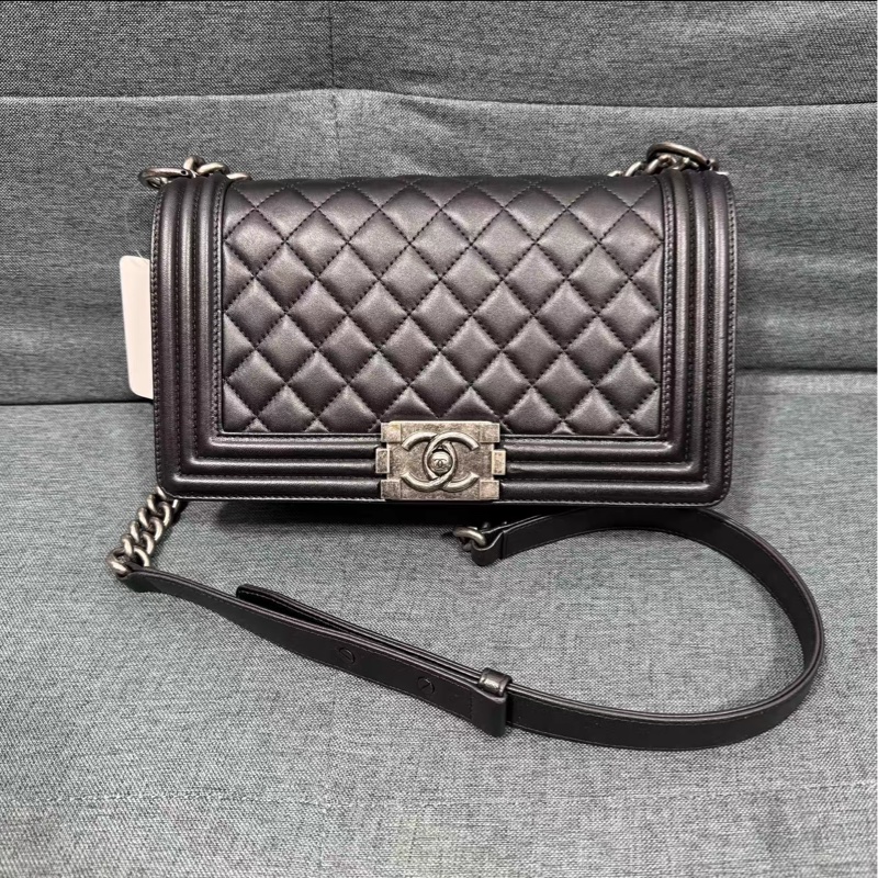 全網最低價🥹Chanel黑銀全皮中號leboy斜挎單肩包🖤-3