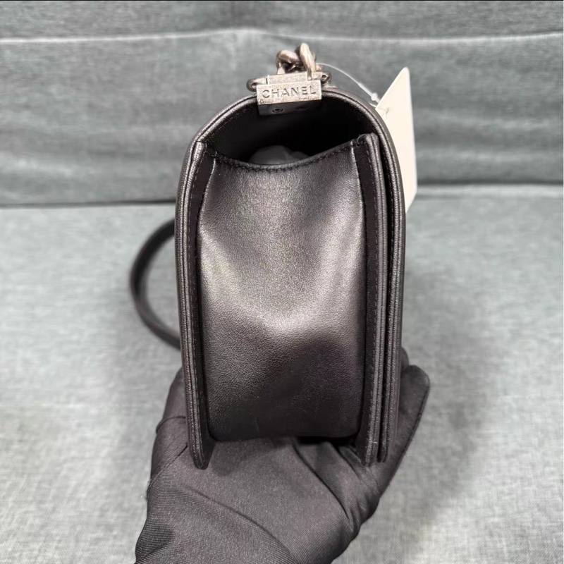 全網最低價🥹Chanel黑銀全皮中號leboy斜挎單肩包🖤-5