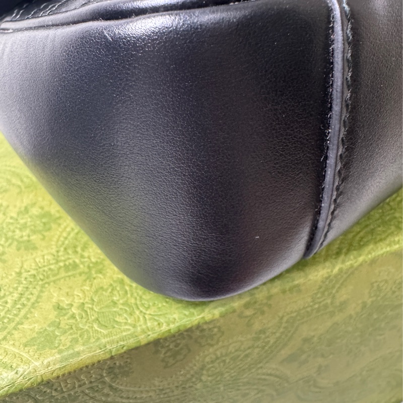 GUCCI Marmont馬夢 牛皮愛心縫線 (小22/黑)肩背 側背包-9