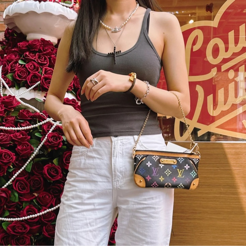 LV M60096 Milla 限量絕版村上隆黑彩麻將包手拿包-23