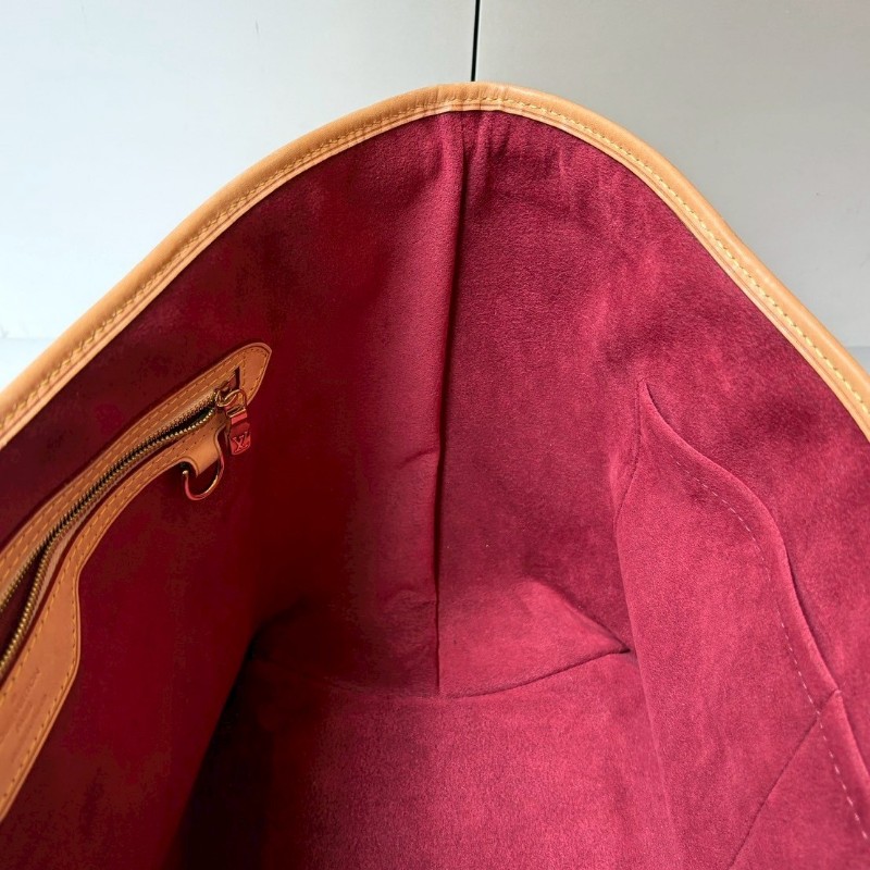 LV 白彩蝴蝶結金釦大托特包 絕版季節款-17