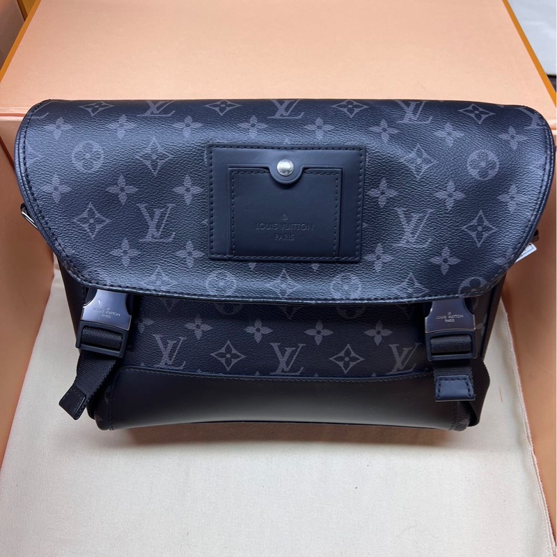 LV 黑武士VOYAGER單肩斜挎郵差包 芯片款 尺寸約33*22.5*11~-0