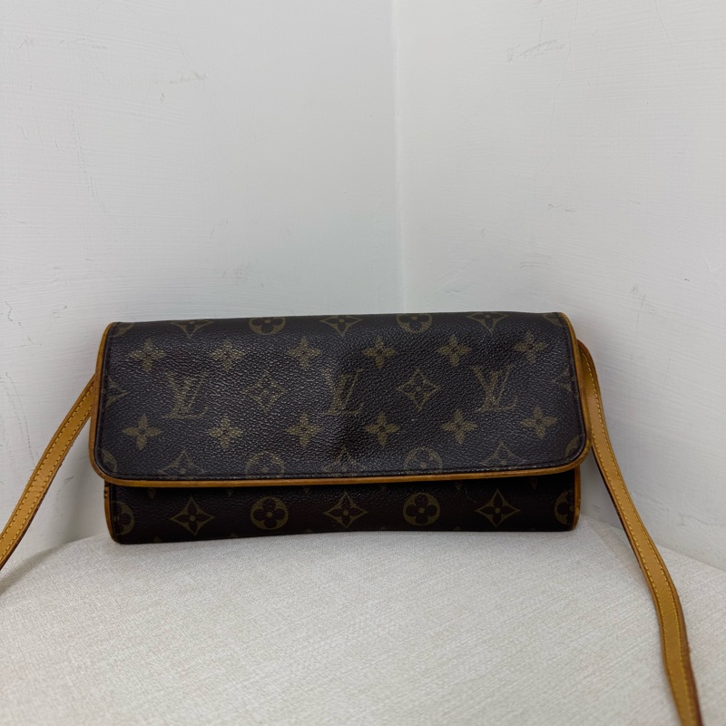 Louis Vuitton 大款信封斜背包-3