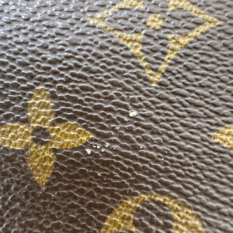 Louis Vuitton 大款信封斜背包-24
