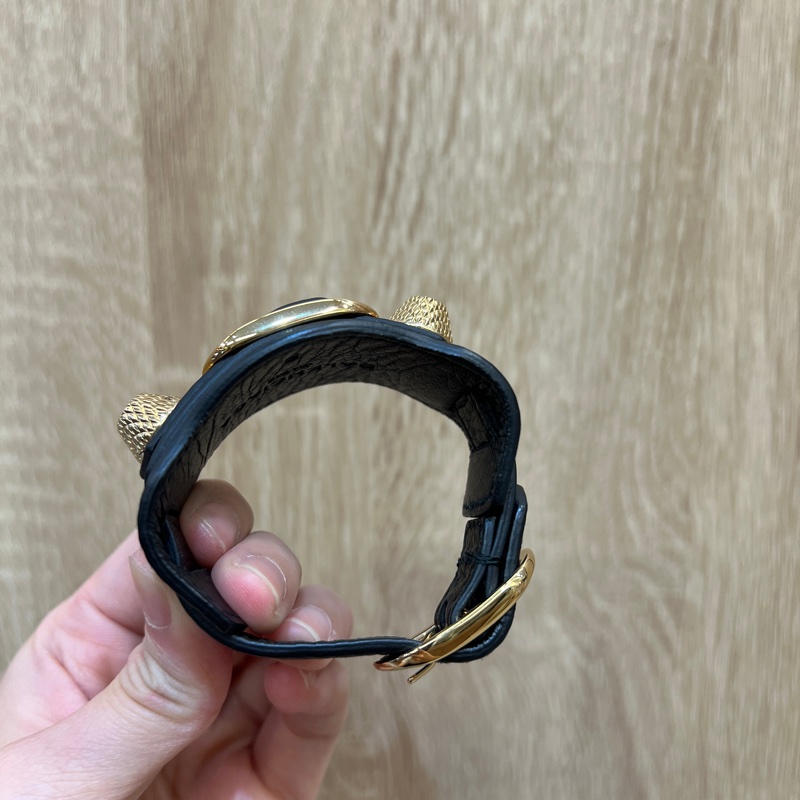 Balenciaga 黑羊皮Giant霧金釦寬版手環235480-1