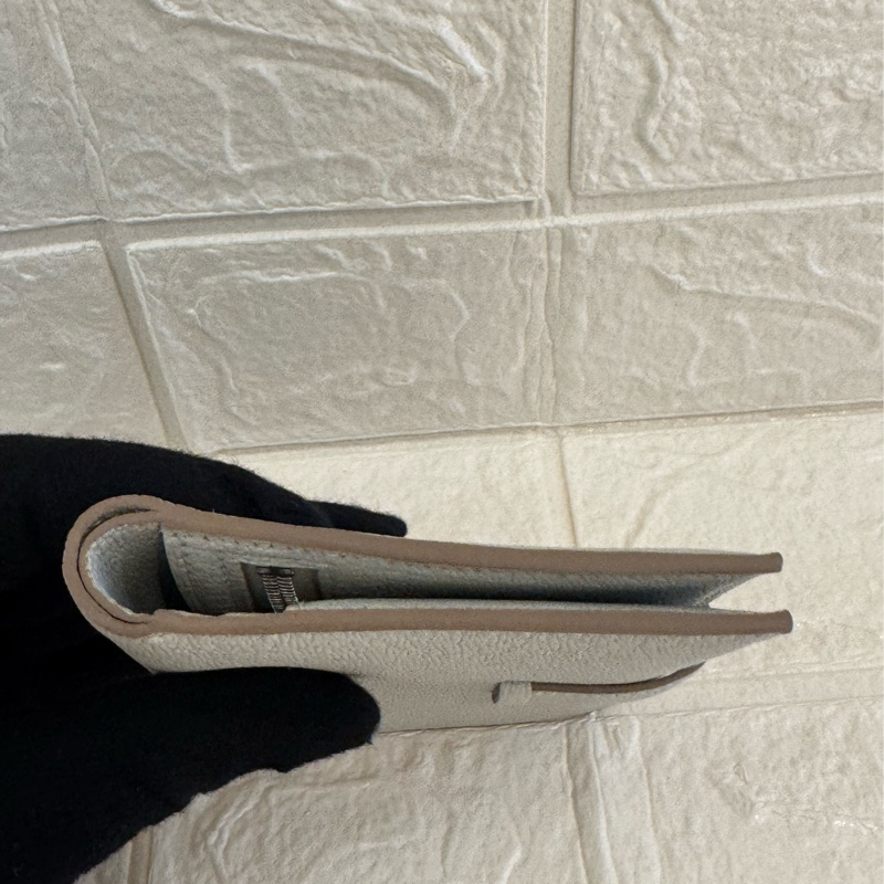 Hermes冰川灰銀H釦短夾-3