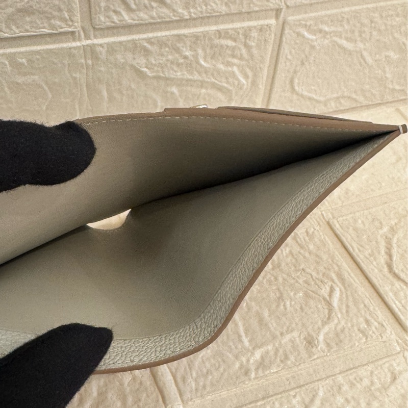 Hermes冰川灰銀H釦短夾-11