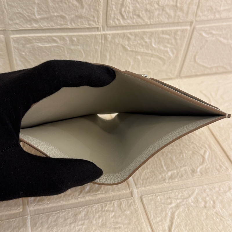 Hermes冰川灰銀H釦短夾-12