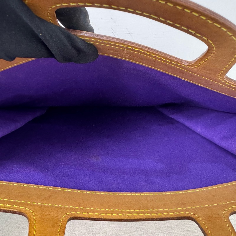 Louis Vuitton 漆皮琴譜手袋-4