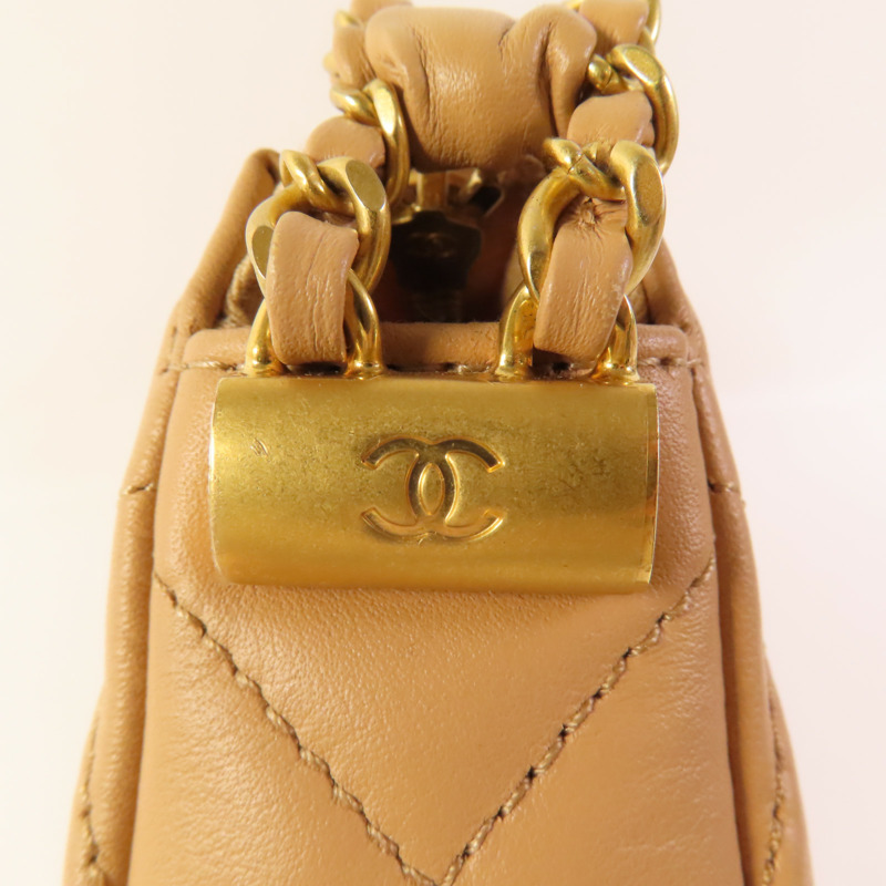 CHANEL 牛皮皮革Chanel 19 Hobo金扣手挽袋-12
