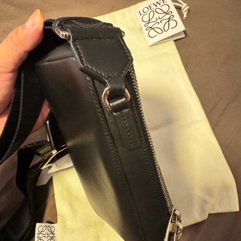 LOEWE 黑色-7