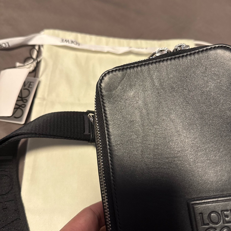 LOEWE 黑色-15